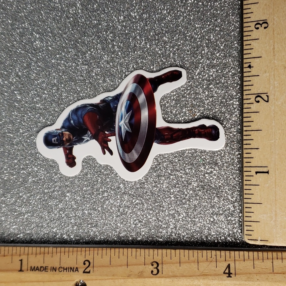 10/$10 MARVEL Waterproof Sticker - Picture 2 of 7